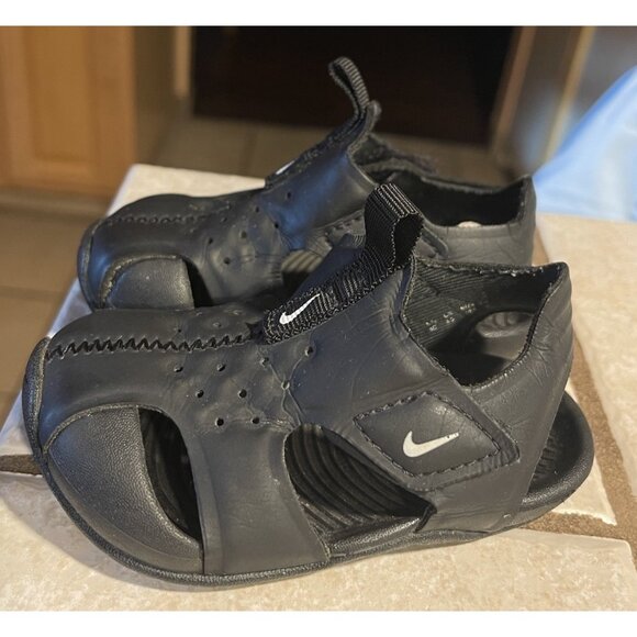 Nike Baby Boy's Sunray Protect 2 TD (Infant/Toddler) Black/White 4C Toddler Baby - Picture 3 of 9